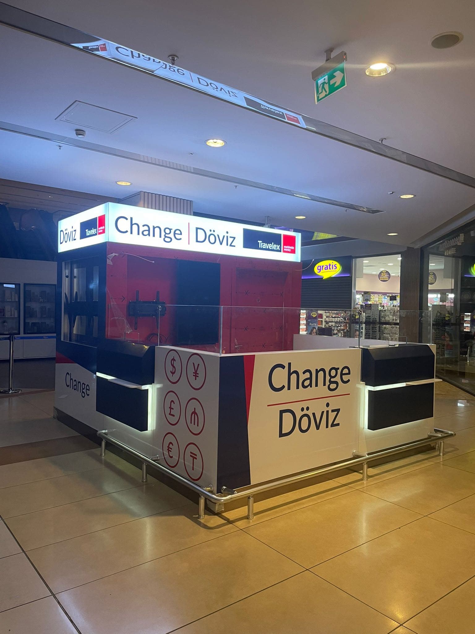 Kadıköy AVM İçi Lightbox Galeri 4